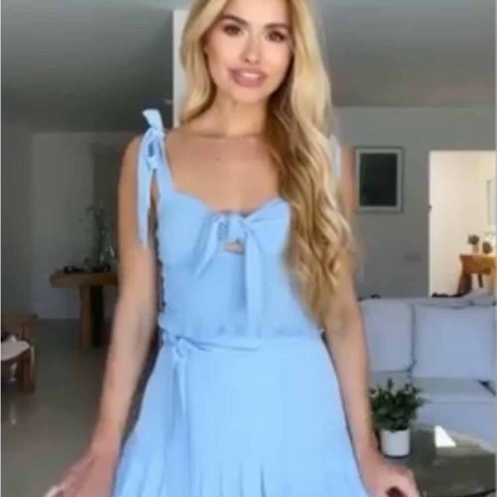 NWT Pamela Reif X NA-KD- Matching Baby Blue Outfit! Pleated Skort & Tie Top SZ M